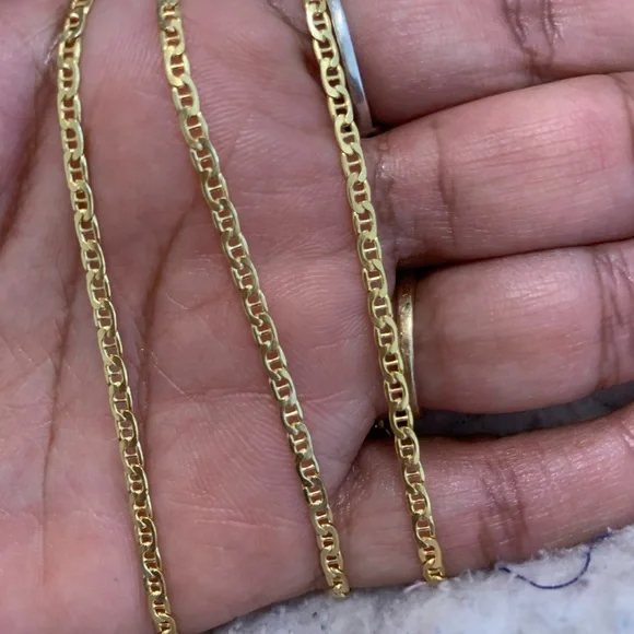 COPY - 10kt Gold Mariner Link Chain - 2.5mm - 20